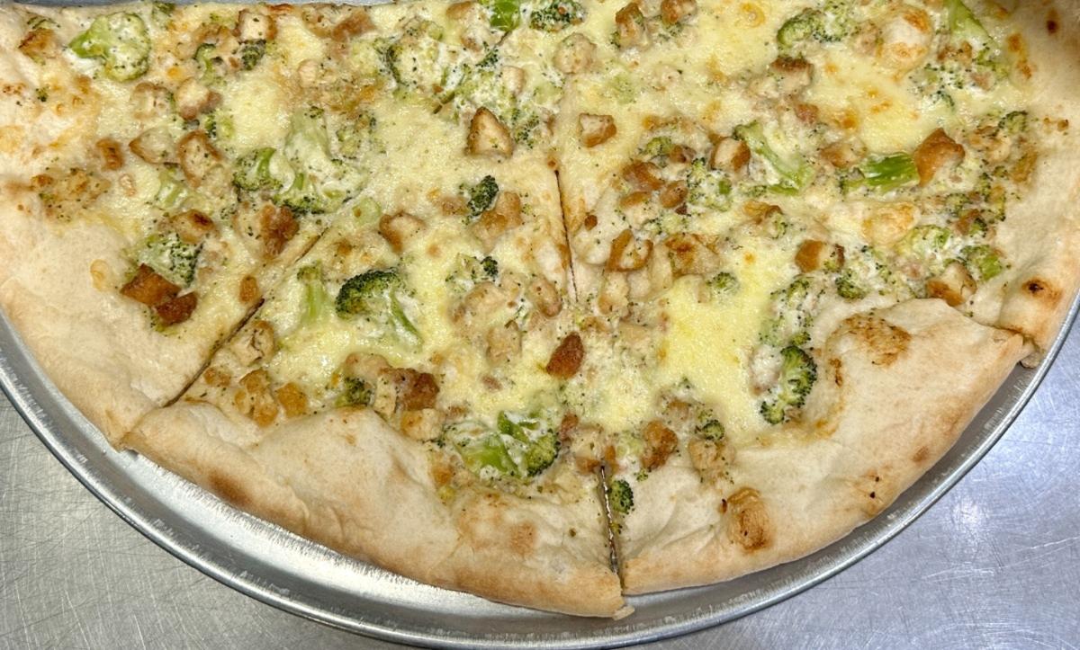 Chicken Broccoli Pizza