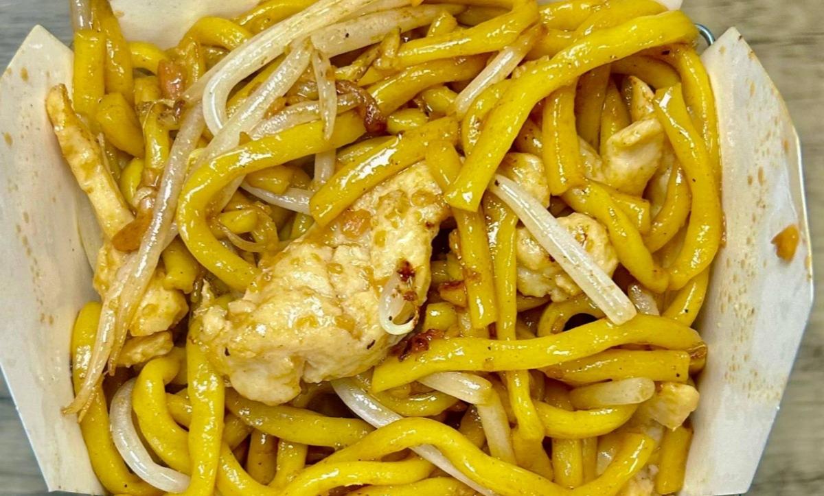Chicken Lo Mein