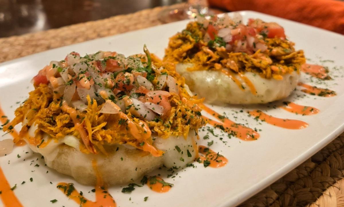 Two Cheese Arepas w/ Topping & Salad