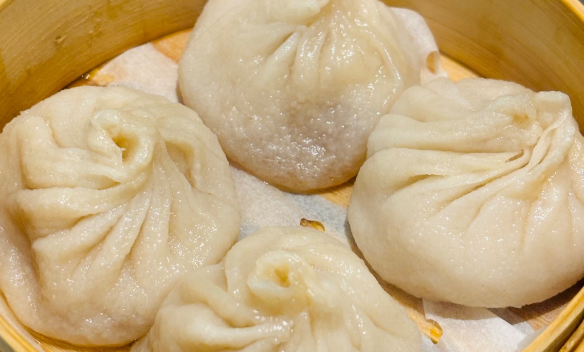 B18 Steamed Chicken Soup Dmpling