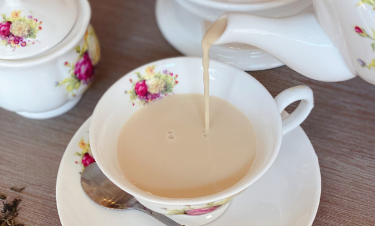 H3. English Toffee Milk Tea