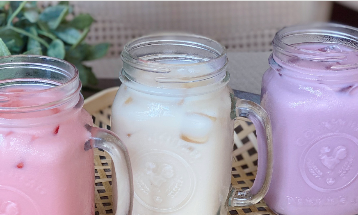 C2. Iced Jasmine Green Milk Tea