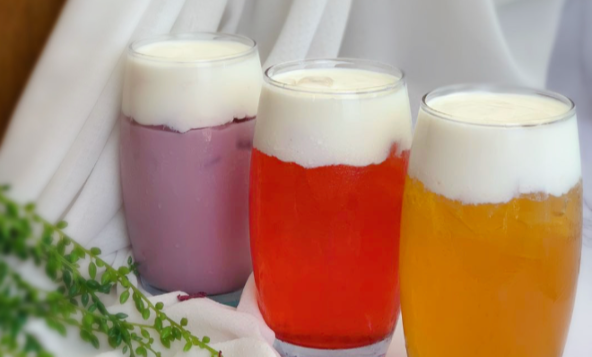 P6. Signature Rose Green Milk Tea