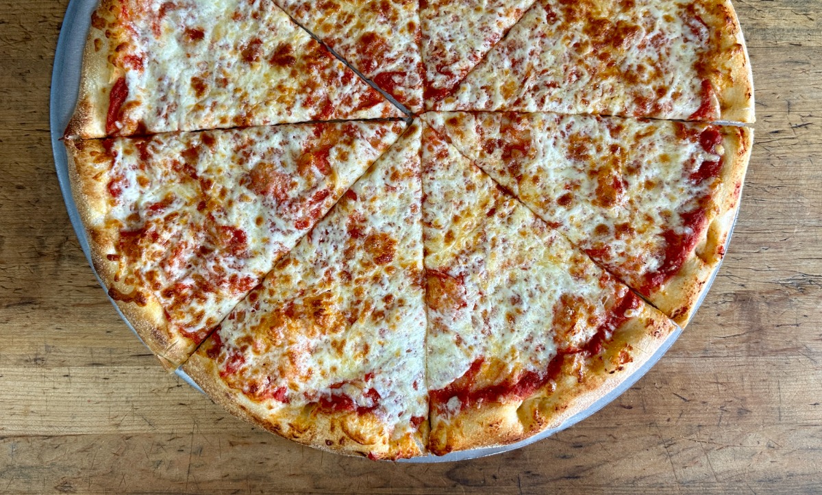 Small Cheese Pizza (6 Cut)