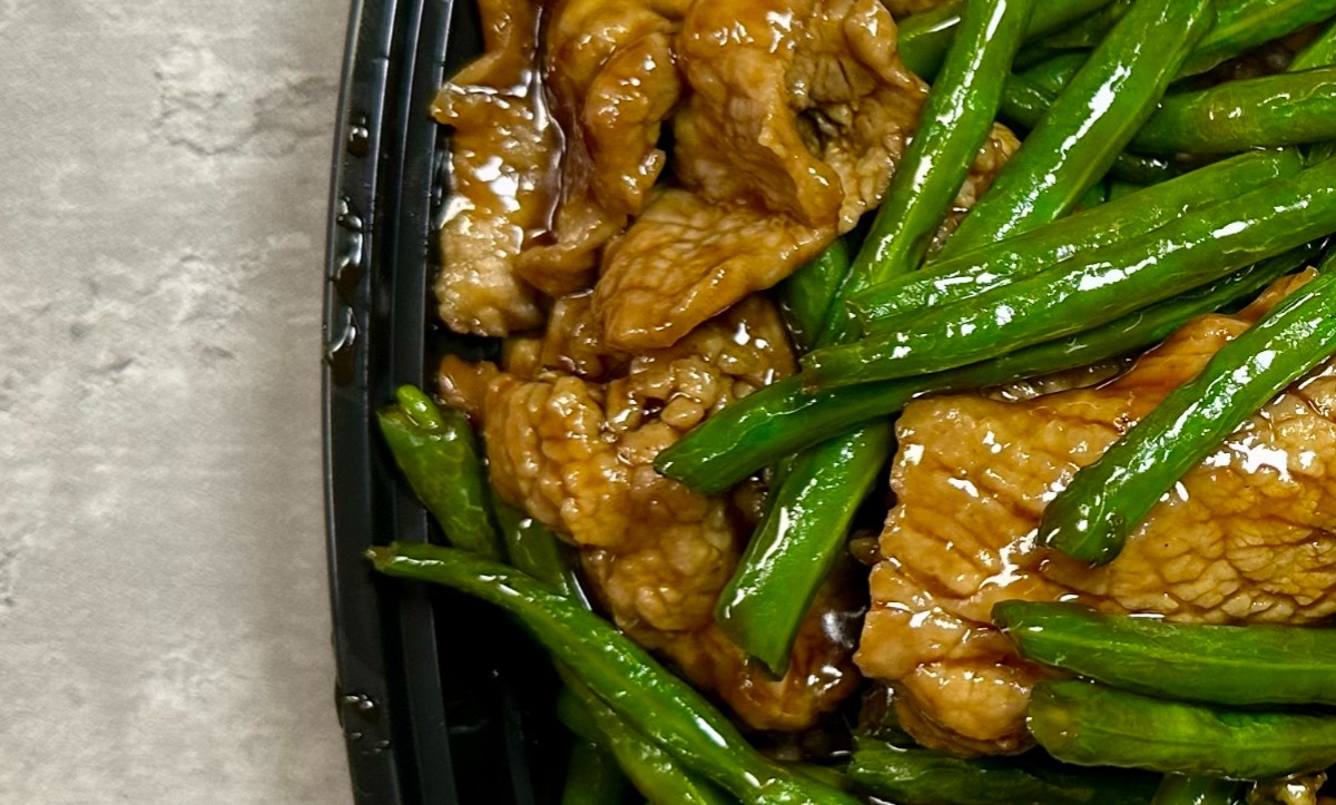 Roast Pork String Bean in Brown Sauce