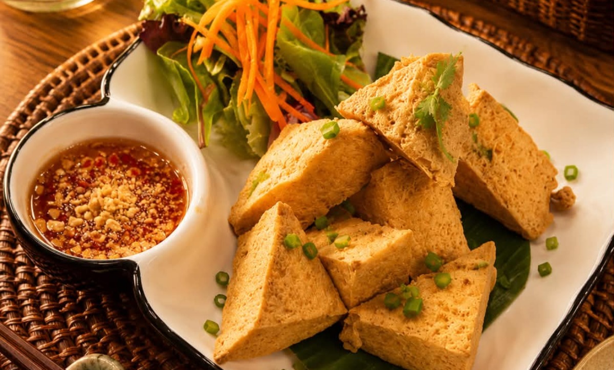 A2. Tofu Triangles (8)