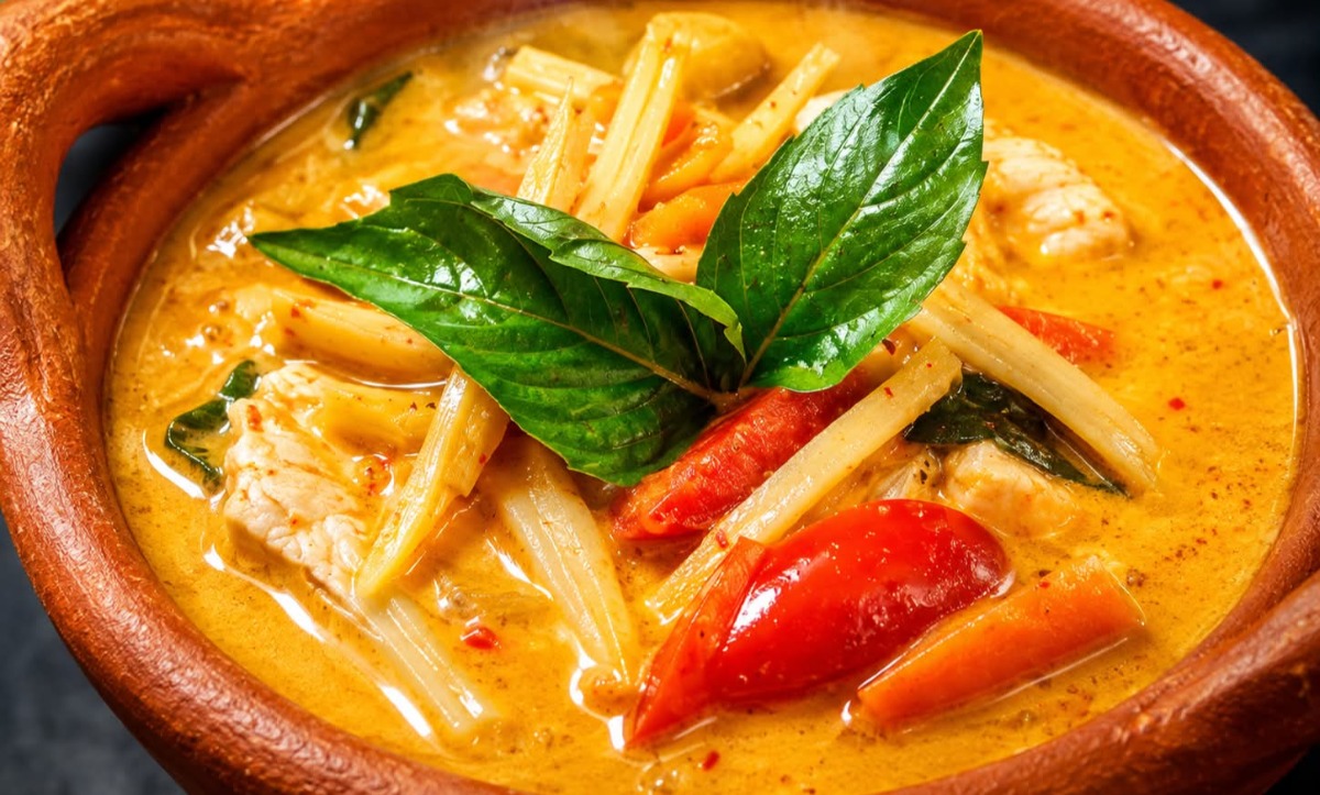 C1. Red Curry