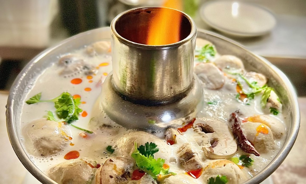 S19. Tom Kha Hot Pot