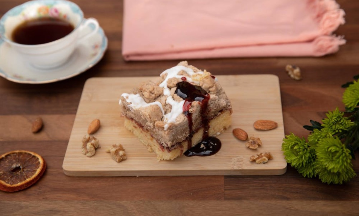 Old World Crumb Cake