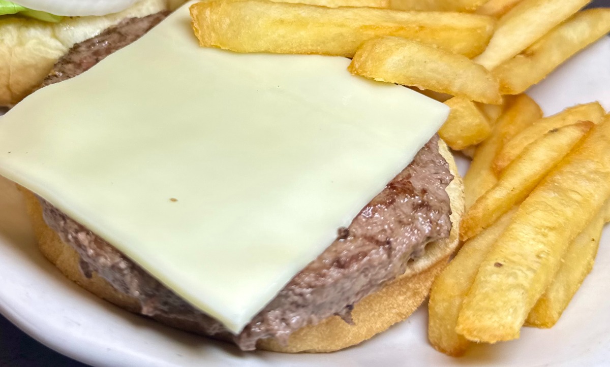 Kids Cheeseburger