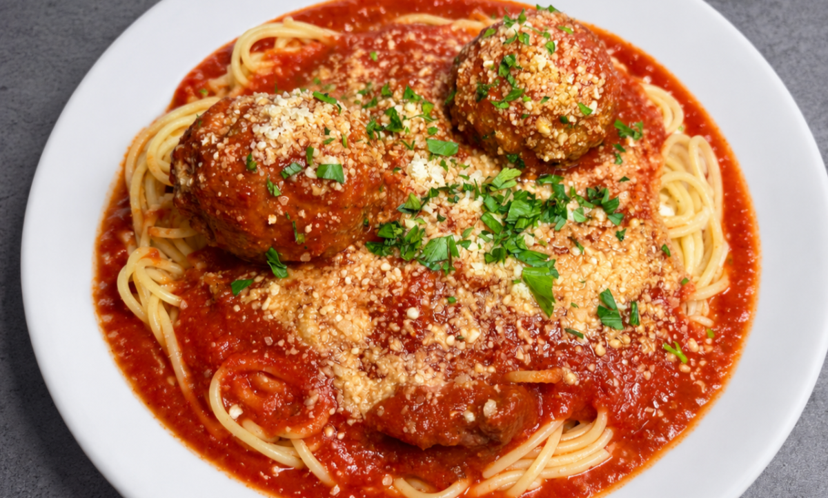 Spaghetti w/ Meatballs