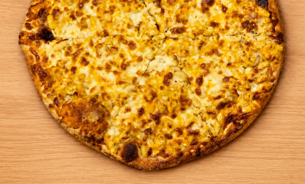 Small Macaroni & Cheese Pizza (6 Cut)