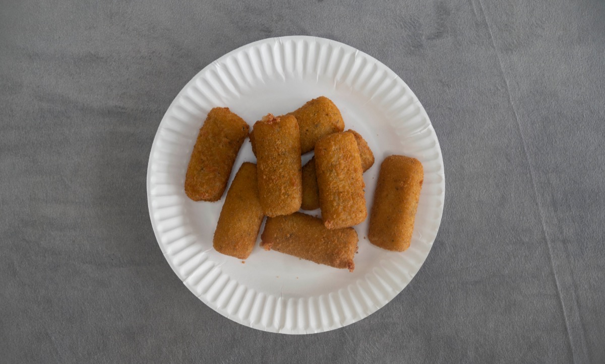 Mozzarella Sticks (6)
