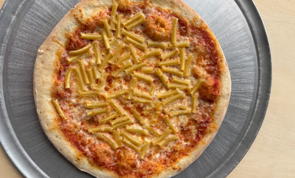 6-Cut Baked Ziti Pizza