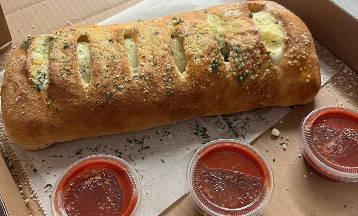 Large Stuffed Bread (12 inch)