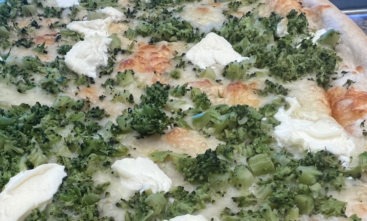 White Broccoli Ricotta Pizza