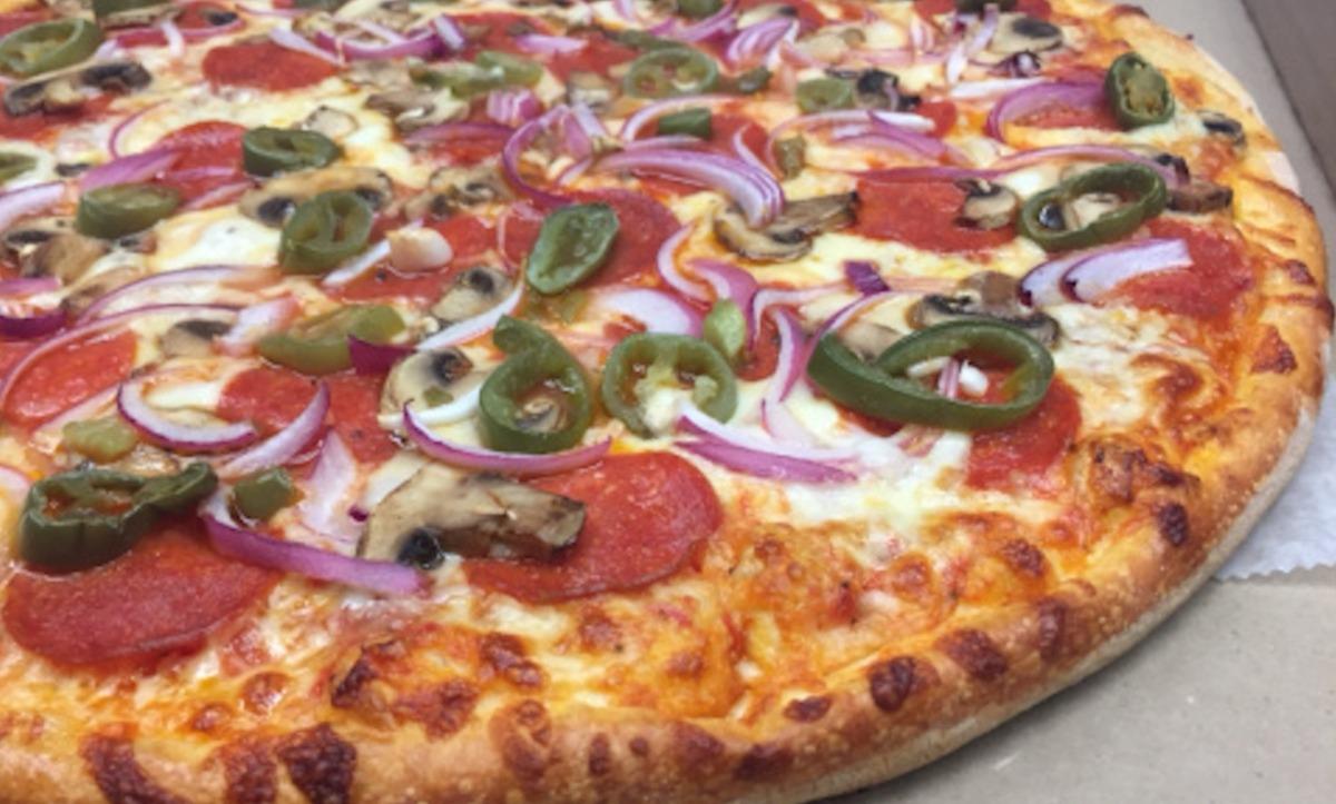Gusto's Special Pizza