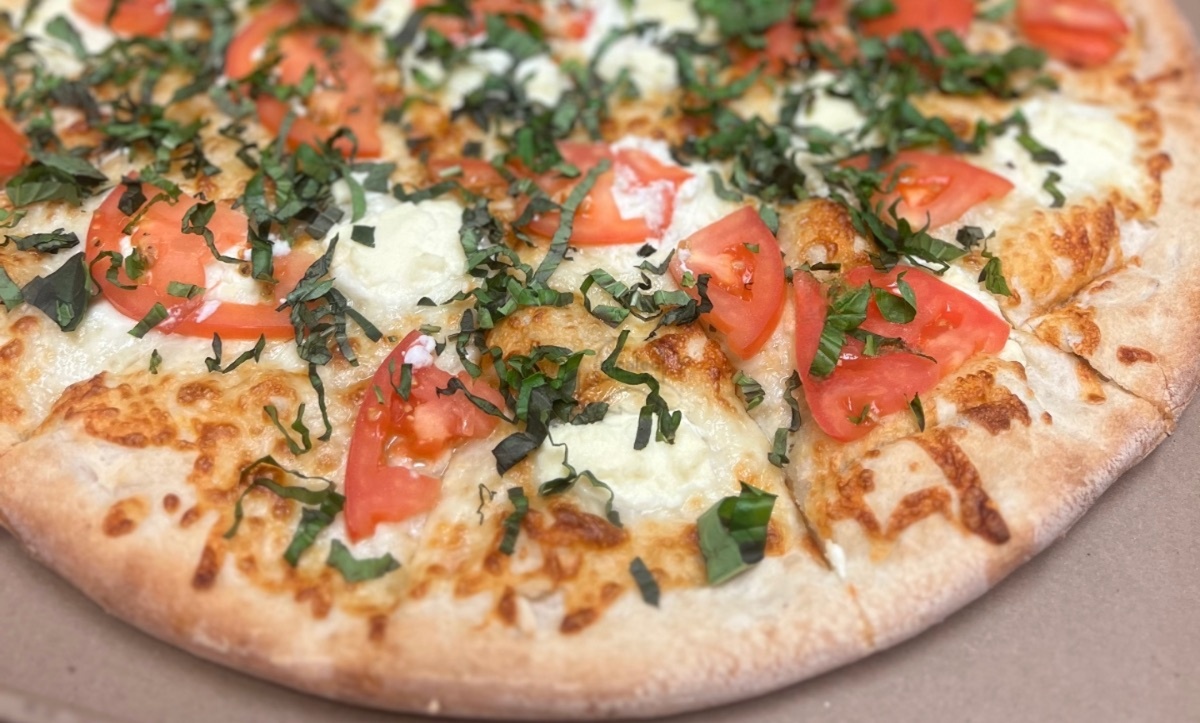 Tomato Basil White Pizza