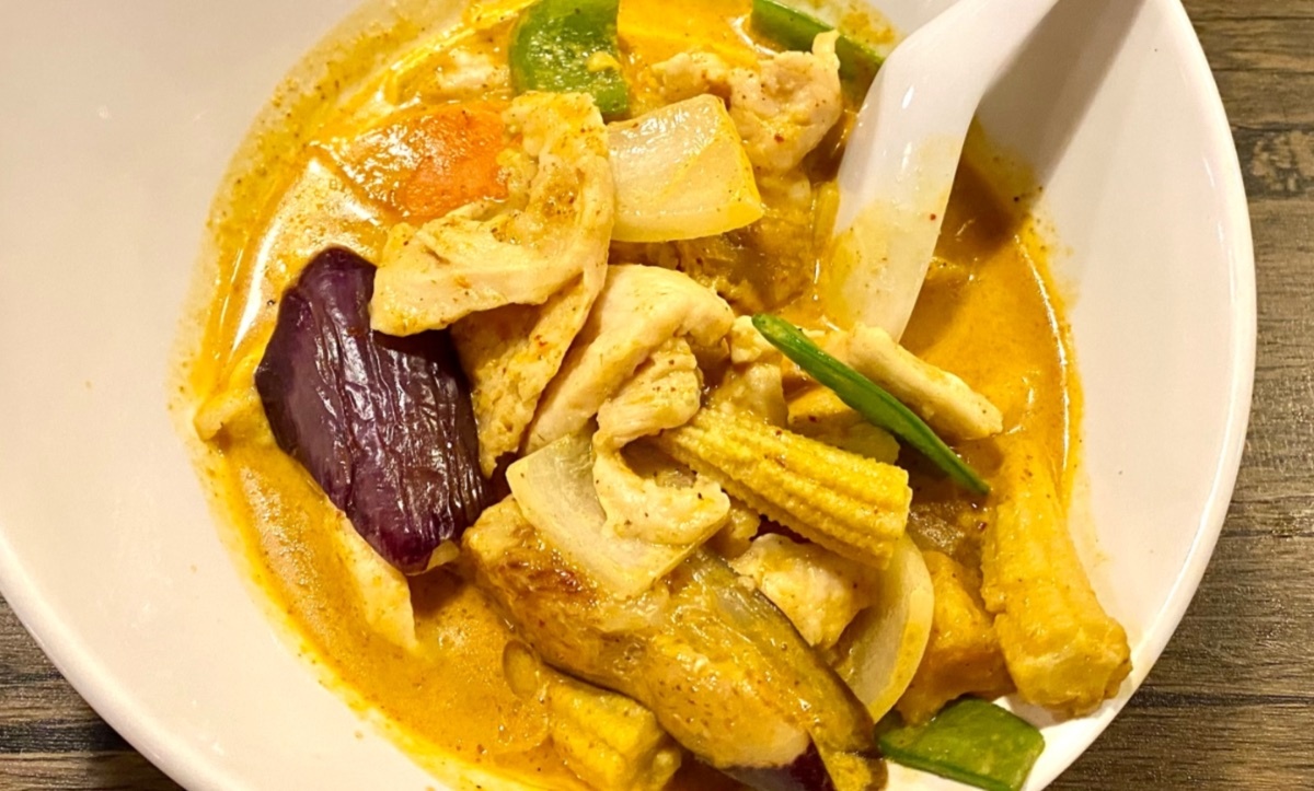 Lunch Thai Yellow Curry