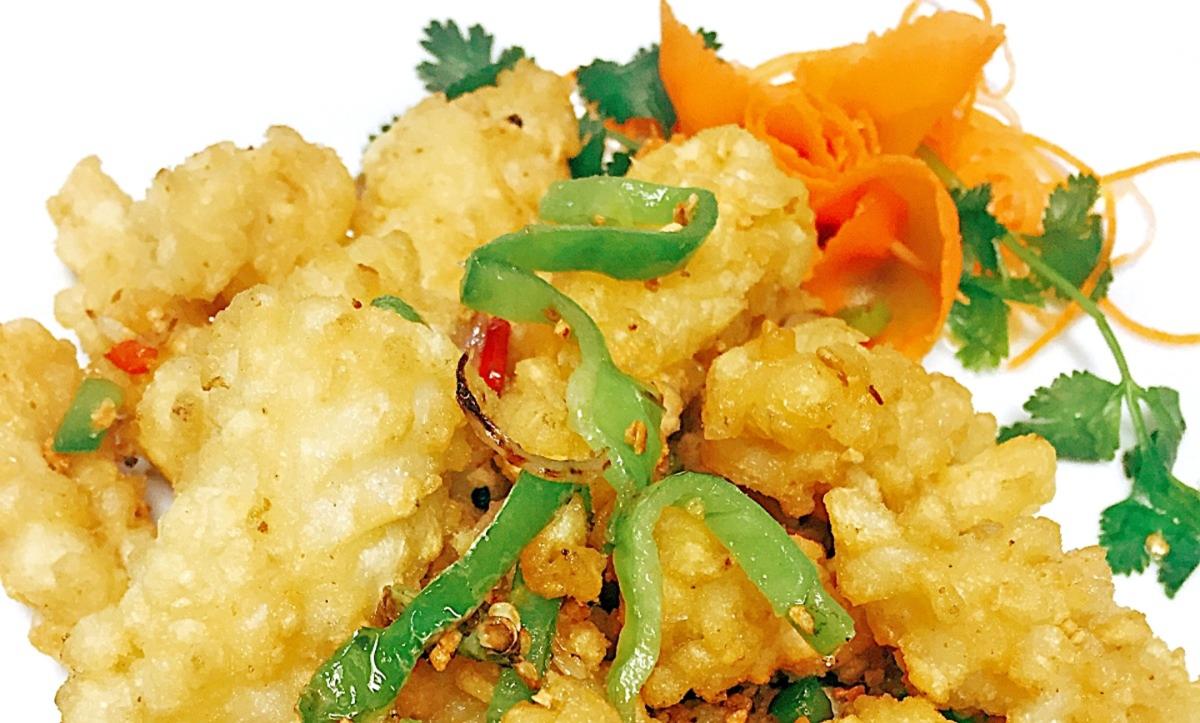 Fried Fresh Squid with Seasoned Salt & Pepper