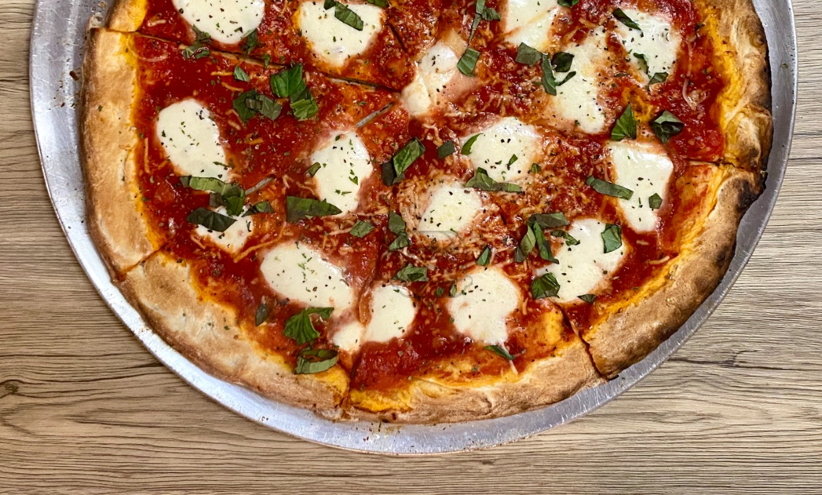 Fresh Mozzarella Pizza (Small 12
