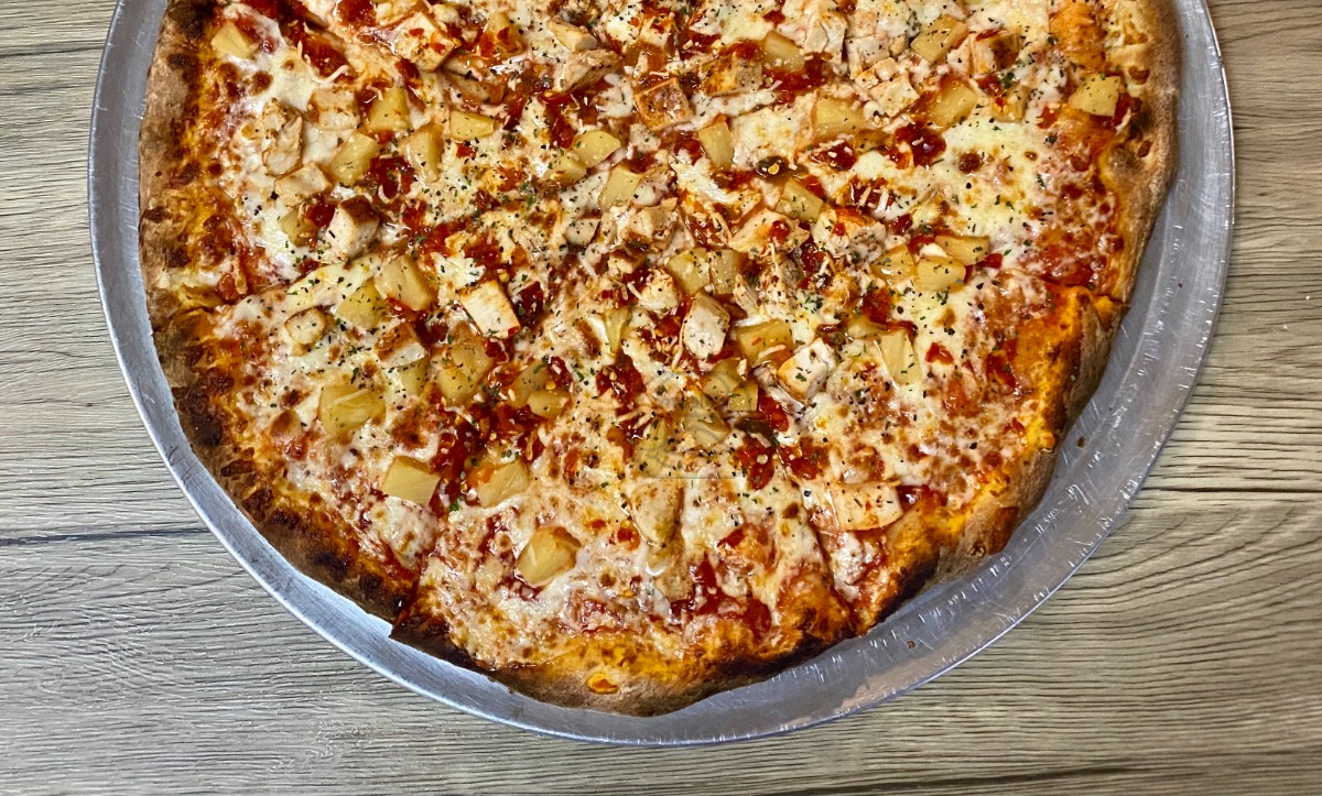 Chicken Pineapple Fra Diavolo Pizza (Small 12