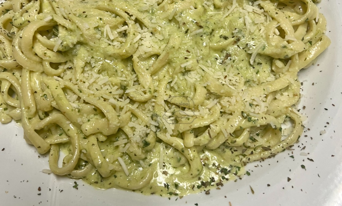 Linguini with Pesto