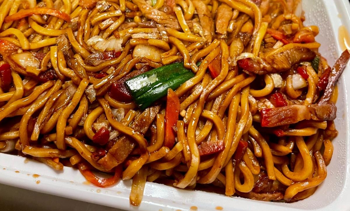 L8. Pork Lo Mein Lunch Special