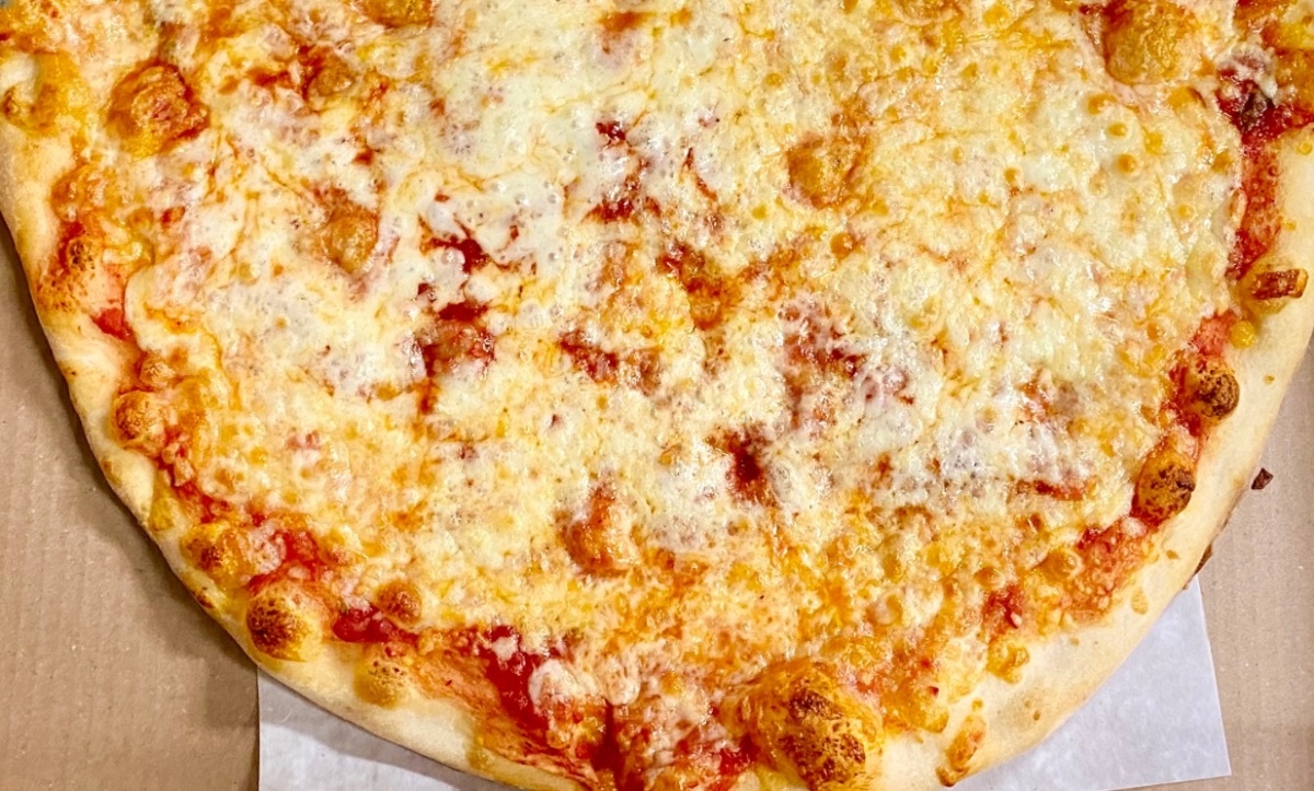 Small Cheese Pizza (6 Cut)