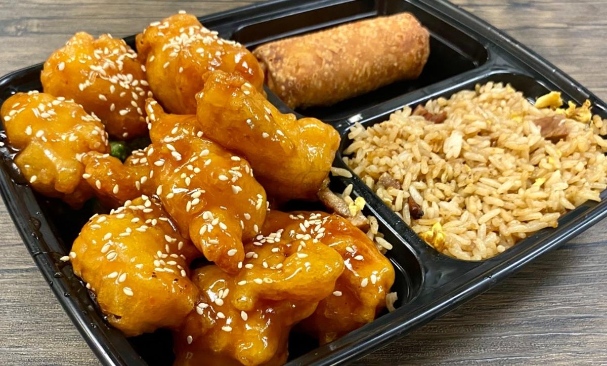 C8. Sesame Chicken Combination