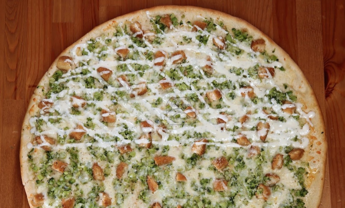 Broccoli Chicken Pizza